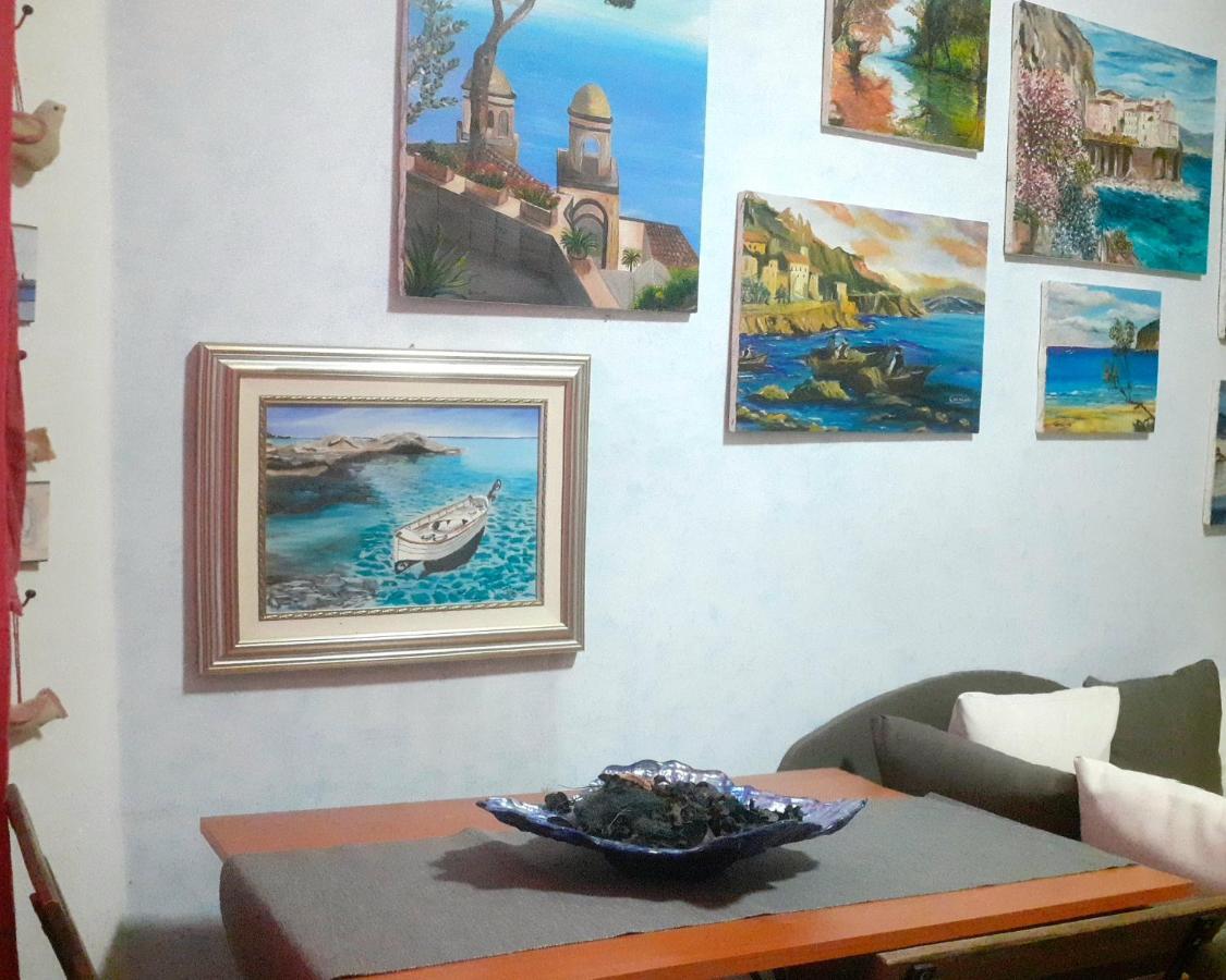Bed and Breakfast Casa Dell'Artista 1 Салерно Екстер'єр фото